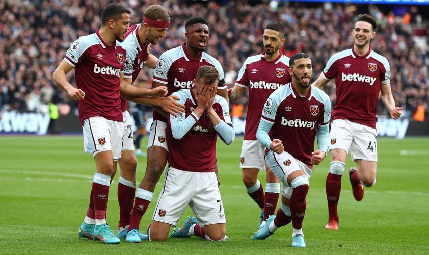 阿森纳算不算欧洲顶级？塔帅：我们没拿过欧冠，拜仁拿过六个