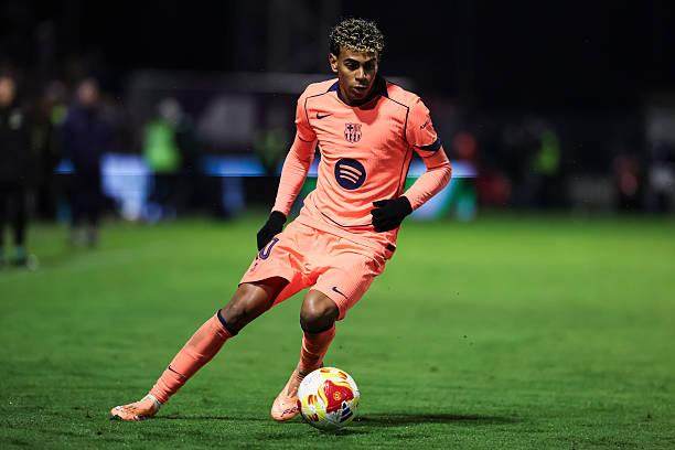 埃孔：关于奖金的事存在一些误解，我们现在像兄弟一样团结